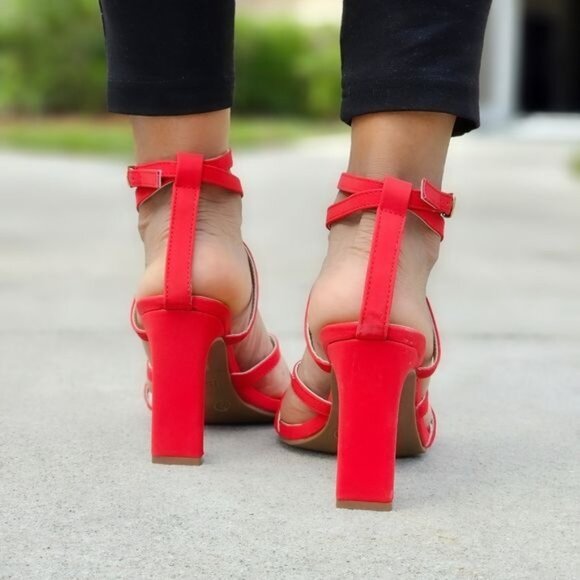 Womens Triple Straps Chunky Heels Sandals Red Color - Picture 3 of 5